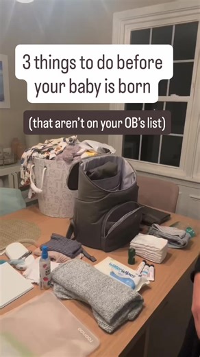 Your OB might remind you to install the car seat and pack your hospital bag… But no one tells you how to: ✅ Start building your milk supply in the first days ✅ Encourage good sleep habits from your first night at home ✅ Understand the cues your baby will use to let you know what they need These are the things I wish every pregnant mom knew before the baby arrived, because they make such a big difference in how smoothly the first month goes. 🎉 I put all this info and more in a free one-hour clas