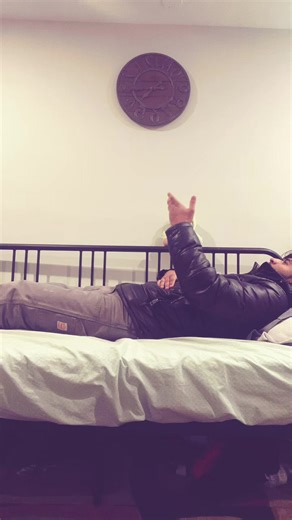 monkeyjumpsonbed (@monkeyjumpsonbed)’s videos with original sound - song recommendations