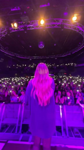 1.9M views · 7.2K reactions | Die Geschichte hinter meinem emotionalsten Song 梁❤️ | Sophia | Facebook