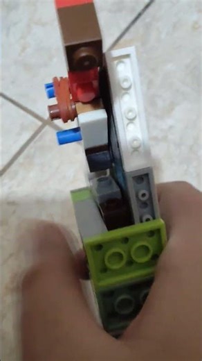 Simple Lego trigger mechanism