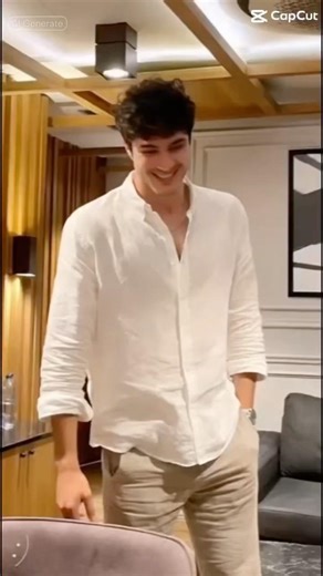 how to add muscles to your photo with AI 💪filter: peefto, find it on #capcut