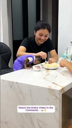 Lala's family cooks together and has a cozy meal full of love! #monkey #monkeylala #babymonkey