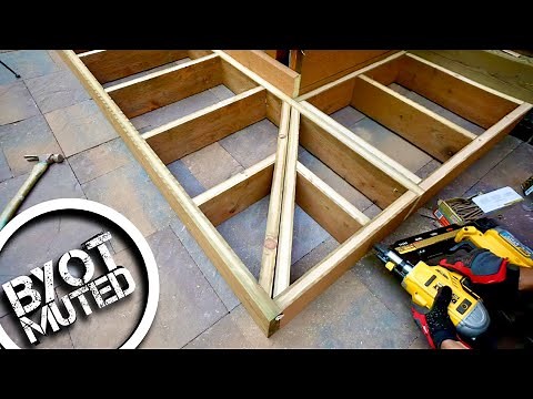 How To Build A Pyramid Staircase - MUTED