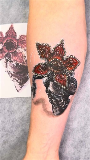 The DEMOGORGON! 🌺 Stranger Things Art #shorts #bodyart #drawing