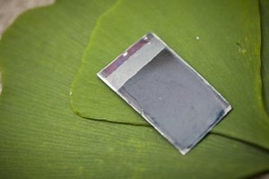 "Artificial leaf" makes fuel from sunlight