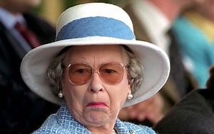 The Queen’s bizarre eating habits EXPOSED!