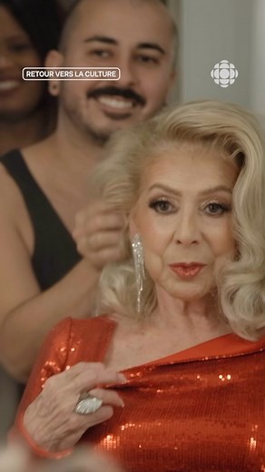 Pamplemousse Média on Instagram: "« Je veux donner espoir et inspirer les femmes de mon âge! » @patsy.gallant 🩷 Retour vers la culture | Vendredi 22h sur ICI ARTV | Rediffusion 17h @icirctele | À revoir sur @icitoutv"