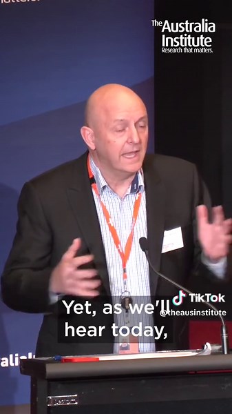 “We live in one of the richest countries in the world, that can afford to drop a lazy $360 billion on a bad idea... yet, when it comes to health, education, aged care, apparently, so many of these things are unaffordable.” - Dr Richard Denniss, co-CEO at The Australia Institute ✍️ Add your name to the petition to urge our parliament to launch an inquiry into AUKUS: https://nb.australiainstitute.org.au/aukus_parliamentary_inquiry_now