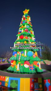 Merry Christmas from LEGOLAND Parks 🎄 Wishing you a day as bright as our LEGO Christmas tree | LEGOLAND California