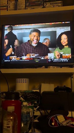 Golden Corral commercial
