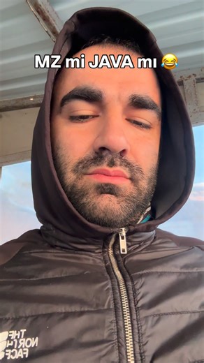 Volkan Ay on Instagram: "MZ mi ? Java mı ? 😅😅😅 yorumlara 🙏🏻 ✨ Daha fazlası için @volkanay__ takip etmeyi unutmayın ✅ 🎥 Kamera: DJI Action 4 🎤 Mikrofon: DJI Mic Mini 2 📡 İnterkom: Cardo Spirit ⛑️ Kask: HJC RPHA 60 🏍️ Motosiklet: Honda CRF1100 Africa Twin Adventure Sports DCT 🔥 Her yol bir macera, her video yeni bir keşif! 👉 Motovloglar, ekipman tanıtımları, Tamir tadilat videoları , Türkiye’nin ve İstanbul’un en güzel rotaları ve motosiklet tutkusuyla dolu içerikler burada! ⸻ 🔻 Sen de