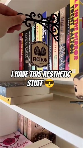 making Bookshelf Aesthetic #booktok #booktubetbr #booktube #books #bookish #booktok #bookstagram