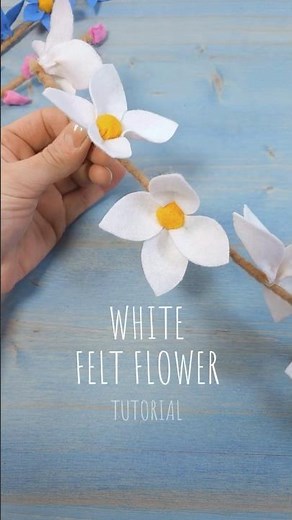 Turning Felt into White Flowers | Easy Mini Tutorial #FeltFlower #FeltFlowerDIY #FeltCraft