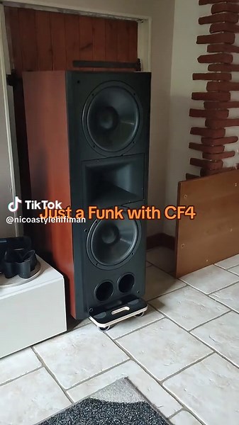 Discover Klipsch CF4 Funk Audio Experience