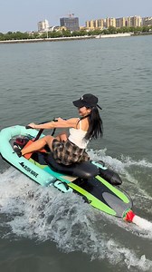 RushWave Surf Boat，extractor #rushwave #Surfing #surfboard #electricsurfboard | RUSH WAVE