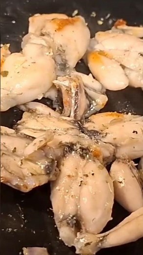 🐸 CES CUISSES DE GRENOUILLES À L'AIL vont vous faire REDÉCOUVRIR la CUISINE FRANÇAISE ! 🇫🇷🧄✨