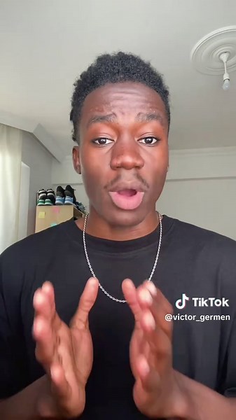 Respuesta a @George Branches Las mujeres de Guinea Ecuatirial y su admiración por la gente de Latinoamérica 😂Cual es la manía?! 😅 #victorgermen #latinoamerica #hispanos #españoles