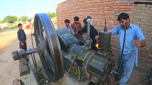 diesel engine starting - old oil diesel engines ruston #naeempiaray #naeempiarayvideo