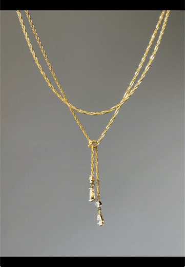 A long chain with multiple ways to wear—rock it as a necklace or a waist chain! (95cm)✨ Under the light, it sparkles like a sky full of stars—bling bling and ultra-shiny🌟#necklace #silvernecklace #goldnecklace #waistchain