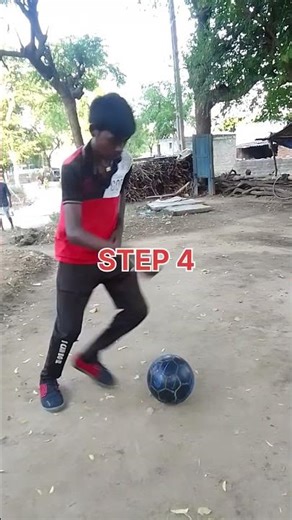 Pogba skills #easy football skills #viralvideo