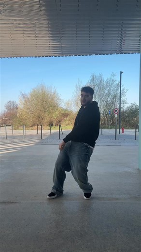 Django: Dance Collaboration by Dadju and Franglish