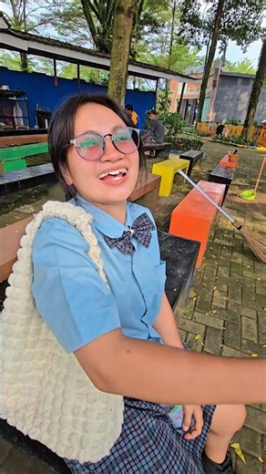 kk ketawa lihat ade joget😅😅🤣🤣🤣🤣 #trandingshorts