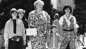 'Mrs. Doubtfire' cast reunites after 25 years and shares memories of Robin WIlliams