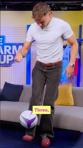 Our Warm Up guests take on the kick up challenge! ⚽ #football #kickups