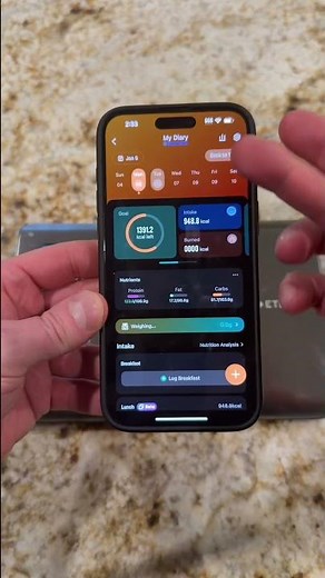 this smart food scale and app is a great way to track your nutrition