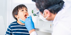 Strep throat can easily be confused with throat infections caused by viruses – here are a few ways to know the difference