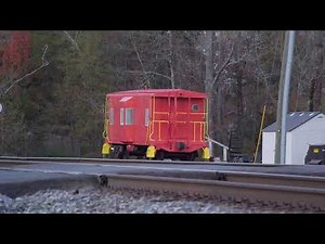 Live rail cam action at the red caboose on the Atlanta North District Line in Cohutta, GA.#railfans