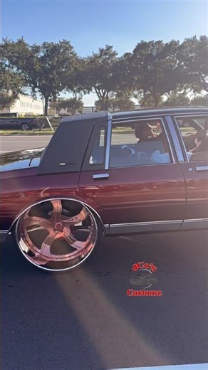 Box Chevy tuckin 28’s 🔥