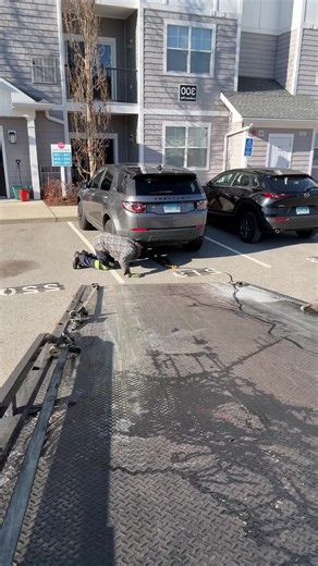 Understanding Tow Truck Operations and Services