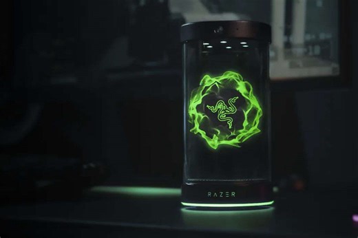 AVA, l’hologramme IA qui donne vie à votre bureau