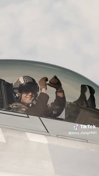 U.S Air Force. F22 Raptor in Action #f22 #airforce #usairforce #pilot #aircraft #usa #aviation #unitedstates