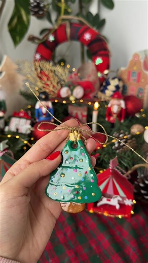 Clay Advent Calendar - Day 11 - Christmas Tree 🎄✨ #airdryclayideas #christmasdecorations #airdryclay #diychristmasdecor #christmastree