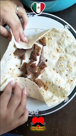 How to wrap a Burrito| Como doblar un Burrito #authenticmexicanfood