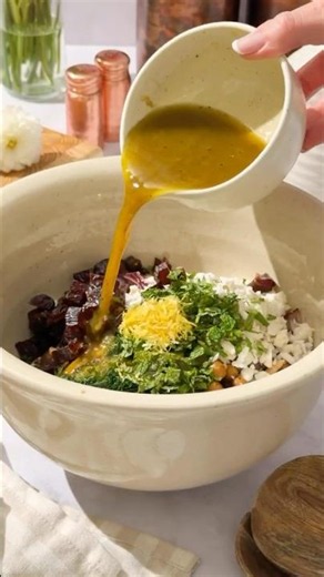 HEALTHY DINNER SALAD RECIPE: Roasted Broccoli & Chickpea Salad with dill, mint & lemon #easyrecipe