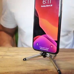Working from home? This little tripod is the quickest way to video chat with your smartphone, hands-free. #zoom #gotomeeting #googlehangouts #facetime #wfh | Kenu