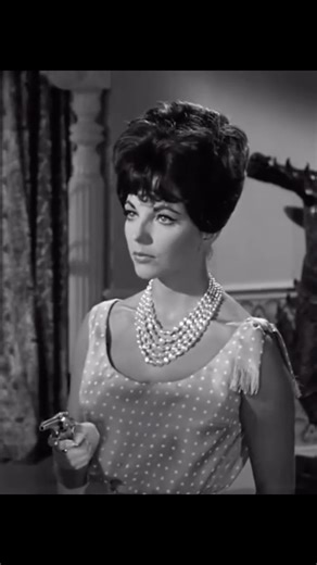 Red 🟥 on Instagram: "🎬: The Road to Hong Kong (1962) —— Bing Crosby, Bob Hope, and Joan Collins Her character: As Diane Third Echelon secret agent -an alluring spy who explain to AI (American Intelligence) how transmissions from passengers picked up from a missile to the moon are by Americans rather than Russians. ——— Fact: Dorothy Lamour was the first choice to be in Joan’s role. Dorothy said that Bing Crosby find her too old to be a leading lady (she was 48), while he refused to do the film
