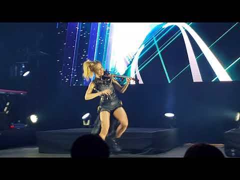 Lindsey Stirling - Roundtable Rival 22/08/2017 #BraveEnough @ Teatro Caupolicán. Chile