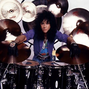 320 reactions · 15 comments | Eric Carr - KISS on Reels | Facebook