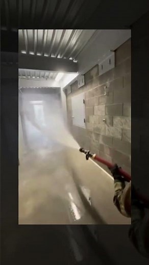 How the HEN BLADE™ Nozzle Improves Hallway Cooling and Firefighter Survivability
