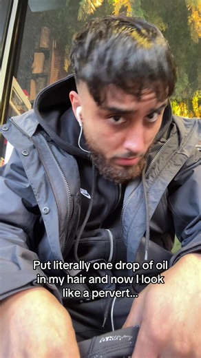 How to Manage Oily Hair Effectively