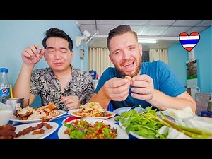 EXTREME THAI FOOD in Bangkok 🇹🇭 Isan Raw Beef Salad CLAYPOT CHICKEN Som Tum + MORE