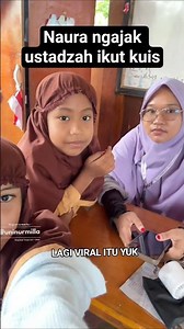When students teach their teacher a viral trend