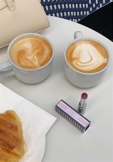 Can you name a better feeling than being complimented for smelling good? the iconic @Diorbeauty Miss Dior Parfum has been redesigned into a beautiful solid perfume format. Compact & easy to apply, it’s perfect for the woman on-the-go 💄🎀✨ #MiniMiss #DiorParfums #DiorBeauty