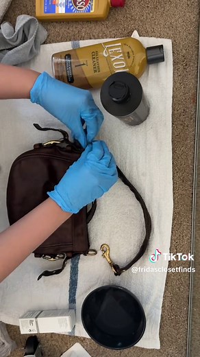 Restoration of a Dry Leather Bag: Step-by-Step Guide