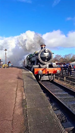 Hall Class On Freight #greatcentralrailway #hallclass #gwr ##heritagerailway