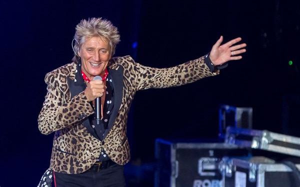 《Sailing》这首44年前的经典老歌，再过100年，依然不会过时！